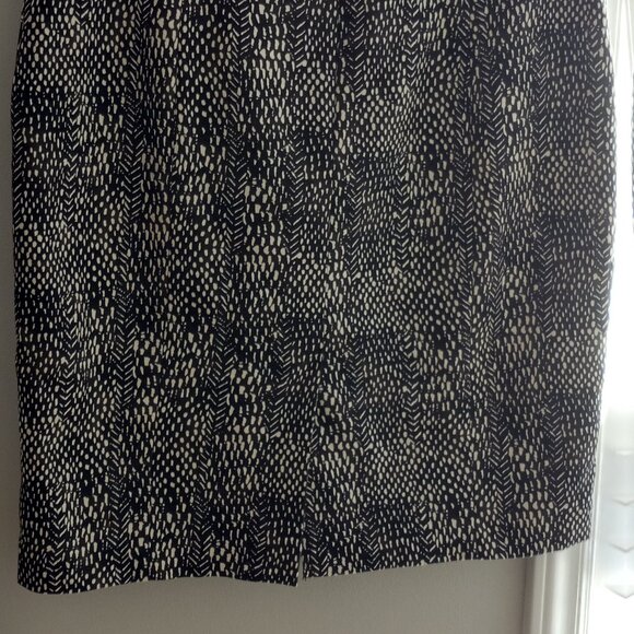 'Rafaella Petite' Pencil Skirt with pockets Size 10P Black/Cream NWOT - Picture 2 of 15